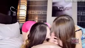 Ellie Idol and London Lix - Kissing Cousins Double Blowjob