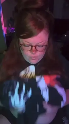 Who likes tittyfucking?