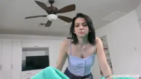 Riley Jean - My Stepsis loves my morning wood