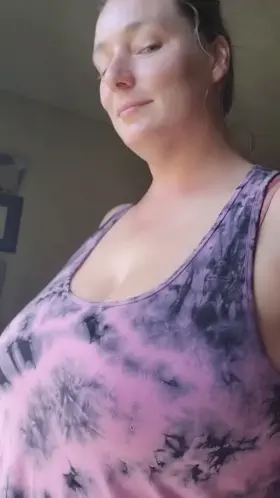 Bouncing Titties to brighten your day!