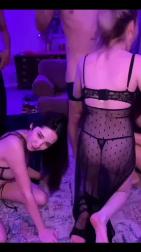 Can anyone help me with her name pleaseee?