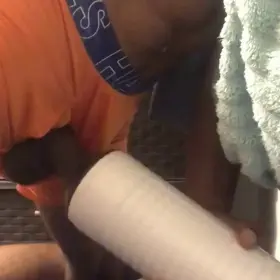 A black dick vs a max 2