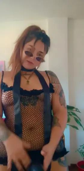 willing to dominate you like the sub whore you are. you want ? tell me sissy do you want?[domme]