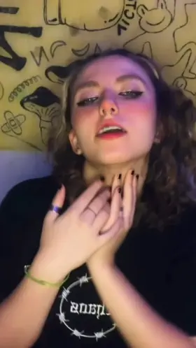 You think you can date me?