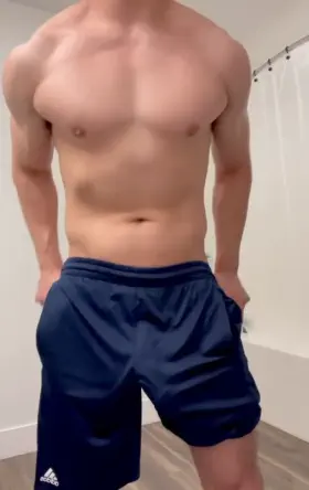 Who loves uncut monster cocks? 😈