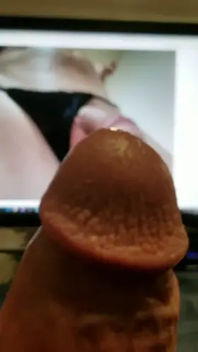 I love watching a nice cock cumming at my picture ... Thx hun love it and made me wet