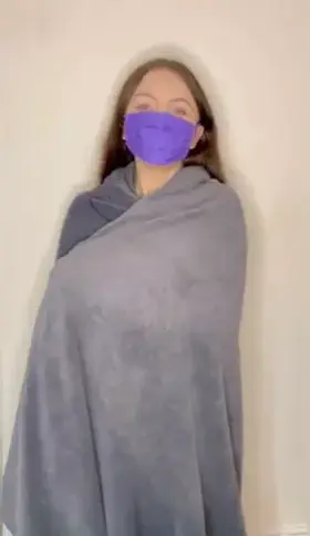 [18][OC] Come snuggle under the blankets with me? 😇