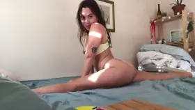 If you like flexible half asians then maybe I’m the girl for you