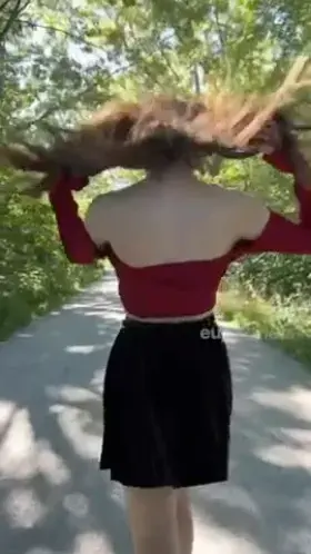 Dad would be so proud that I wore no panties out in public! 💓🤤