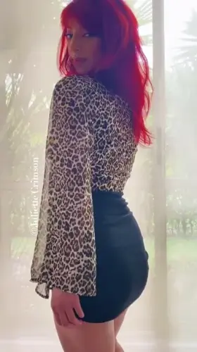 When you dance without panties, you risk showing everyone your butthole