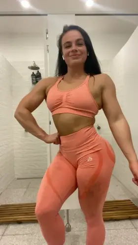 Do you like my off season physique ? 😈