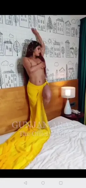 Only model whose content is still worth watching, full mega link in comment no ads , upvotes would be appreciated