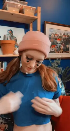 Perky tits for your enjoyment