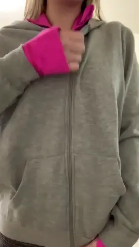 You might not think I'm Busty at first, but just wait;)