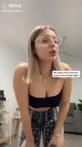 Lilith her Pics and More Videos! Link in Comments