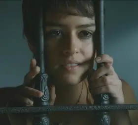 Rosabell Laurenti Sellers - Revealing her beautiful tits in 'Game of Thrones' S5E7