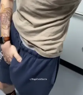 i wonder if my coworkers ever notice 😛