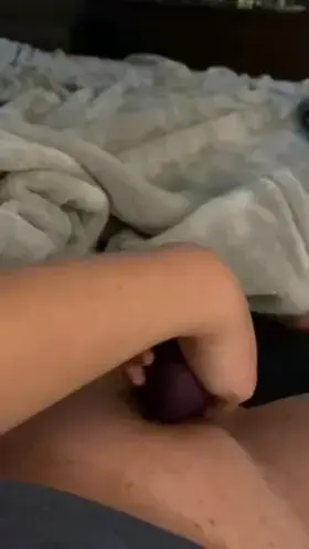 Pregaming before hubby gets home 😈