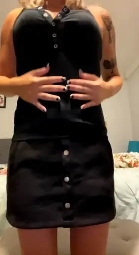 you wanna rip those panties aside, huh?