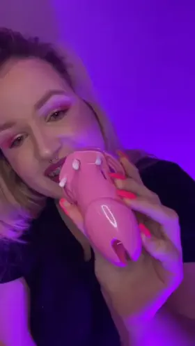 How many cucks will I find to put that cage on? [domme]