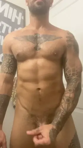 My cock needs to be drained 🥵