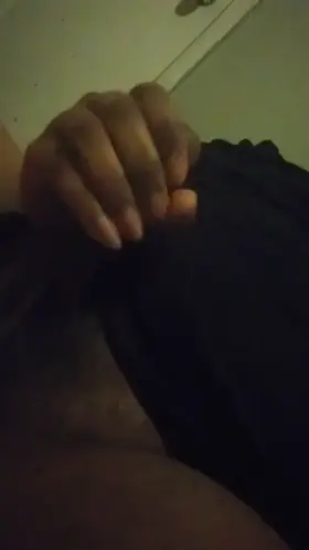 I need a nice fat ass to make me cum snapchat: steeljackson21 kik:BigxMan20