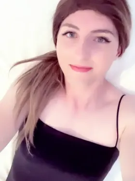 My dress can't hide everything :)