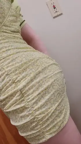 Petite girl with a booty here :) 4'11