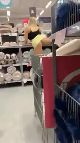 No panties will shopping