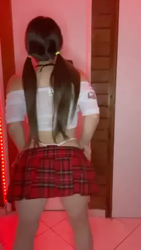 Im ready for some spanking and for your D grade cock.