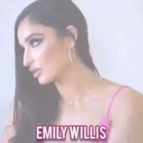 Emily Willis 🔥