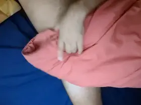 (35) Come lay next to this dadbod ♥️