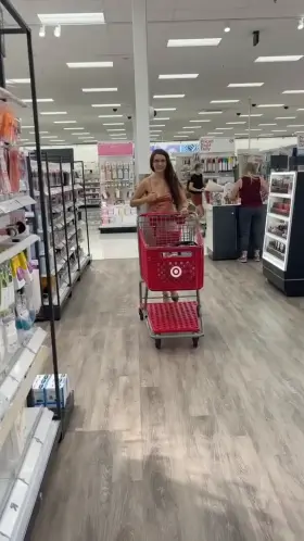 The other moms at Target are boring