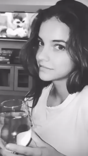 Barbara Palvin 🥂💦