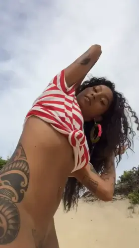 If you liked my wink I masturbate for you