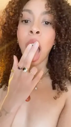 Looking for a real dick instead of my own fingers. Say hi