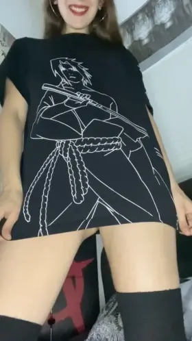 (18) Are shy Goth girls fuckable ? 🙄🖤