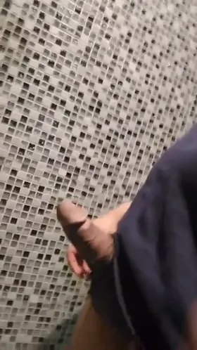 Almost hit my phone 💦