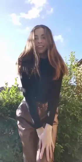 If you ever see me doing something like this, just know you wont even have to ask if you want to grope 😅💕 (flash)