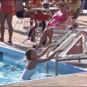 Janet Jones tight plot in The Flamingo Kid