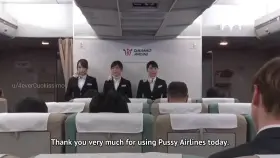 Caring flight attendants 💯✈