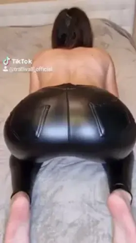 You can cum inside🥵🥵