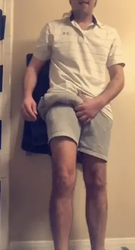 Who wants to see me self suck?