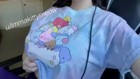 Let me be your big tiddied gamer girlfriend