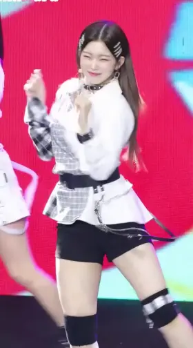 One of my favorite idols, Tsuki.