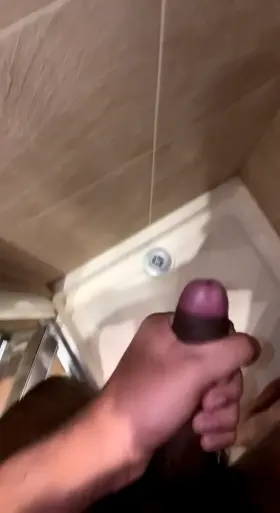 who wishes their face was the wall?