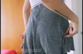 This is how you wear a skirt rigth?