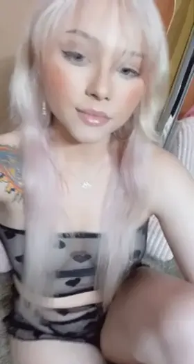 Did anyone order bouncy round B-cups? 😘