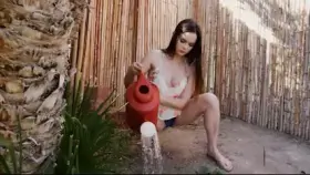 Peeping the Sexy Mom Synthia Fixx Next Door