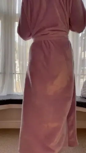 My first Gif, how did I do?